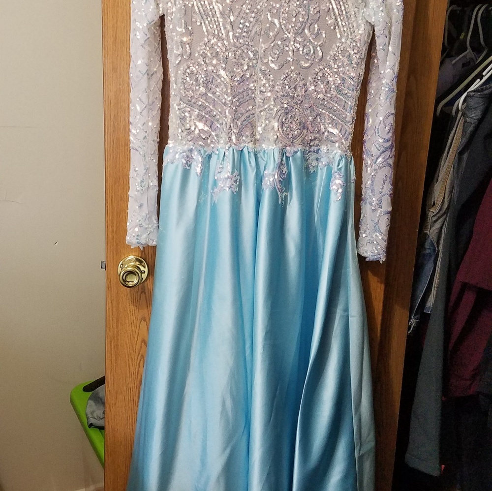 Prom Dress - Picture 6 of 6
